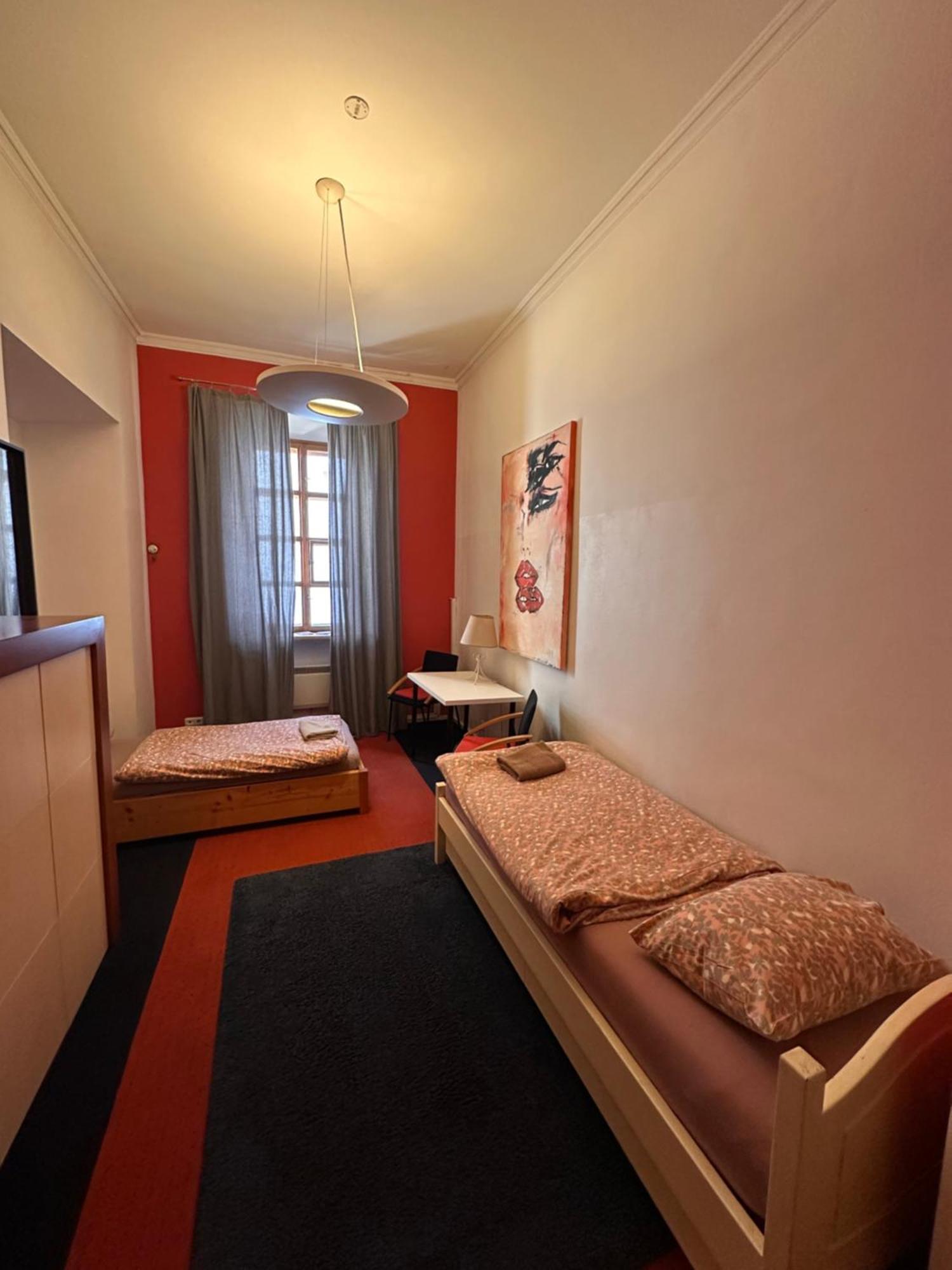 25 Hours Hostel ヴィリニュス エクステリア 写真