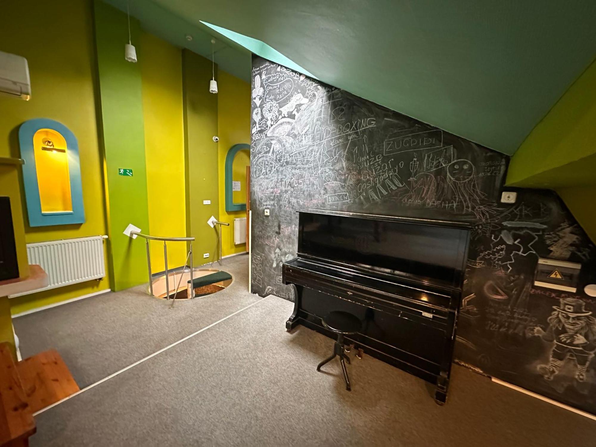 25 Hours Hostel ヴィリニュス エクステリア 写真